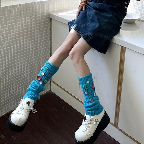 Girls Warm Knitted Leg Pants 80s Retro Harajuku Colorful Button Socks - Picture 4 of 7